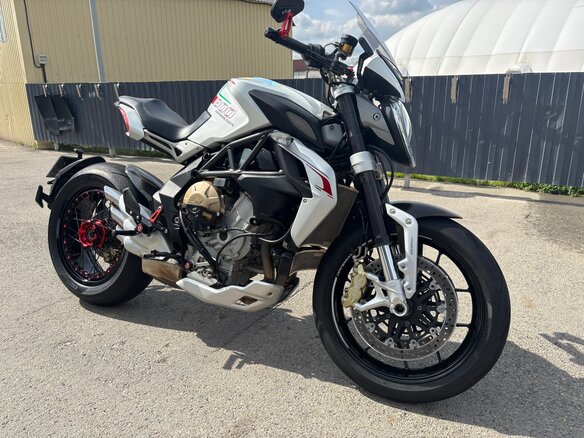 2014 MV Agusta Dragster 800, белый, 790000 рублей - вид 18