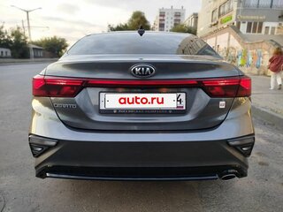 2021 Kia Cerato IV, серый, 2100000 рублей, вид 3