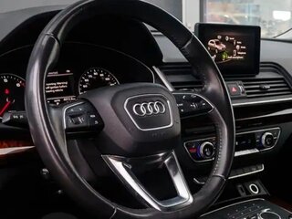 2017 Audi Q5 II (FY), серебристый, 3260000 рублей, вид 4