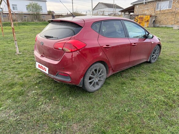 2013 Kia Ceed II, красный, 950000 рублей - вид 9
