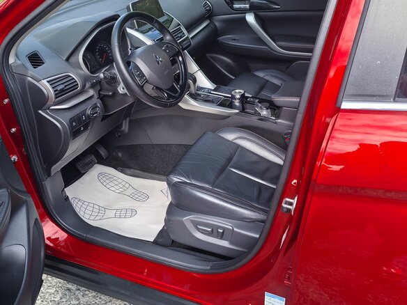 2018 Mitsubishi Eclipse Cross I, красный, 1900000 рублей - вид 11