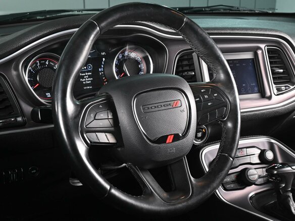 2019 Dodge Challenger III Рестайлинг 2, серый, 3399000 рублей - вид 10