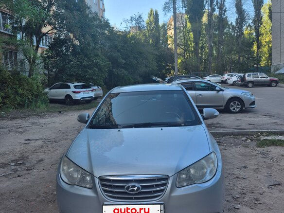 2011 Hyundai Elantra IV (HD), серебристый, 600000 рублей - вид 1