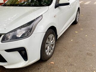 2018 Kia Rio IV, белый, 980000 рублей, вид 2