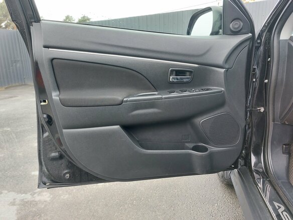 2011 Mitsubishi ASX I, чёрный, 1129000 рублей - вид 8