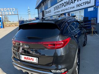 2020 Kia Sportage IV Рестайлинг, чёрный, 2430000 рублей, вид 4