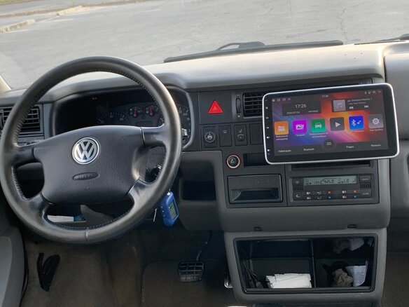 2002 Volkswagen Multivan T4, серебристый, 1350000 рублей - вид 5