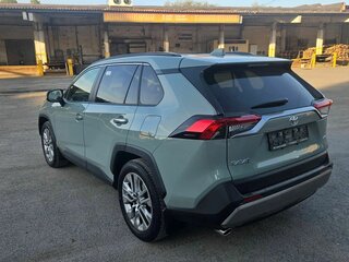 2025 Toyota RAV4 VI (XA60), зелёный, 5699999 рублей, вид 4
