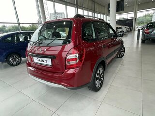 2026 Lada (ВАЗ) Granta Cross I Рестайлинг, красный, 1216000 рублей, вид 2