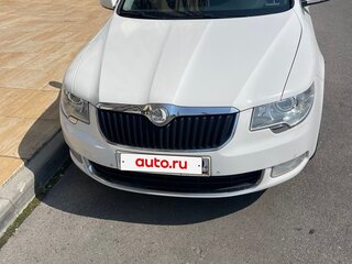 2013 Skoda Superb DSG II, белый, 1150000 рублей, вид 3