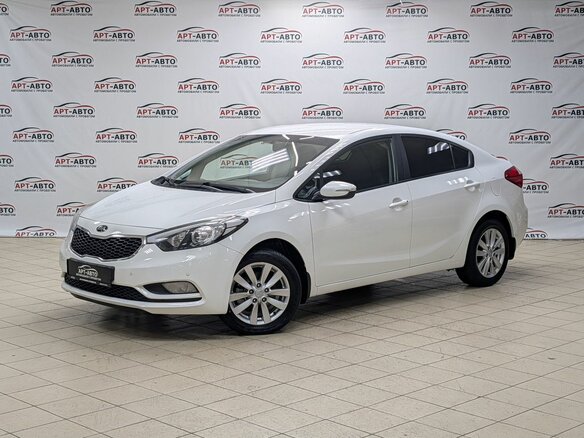 2013 Kia Cerato III, белый, 929000 рублей