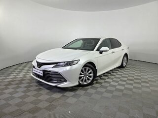 2018 Toyota Camry VIII (XV70), белый, 2450000 рублей, вид 1
