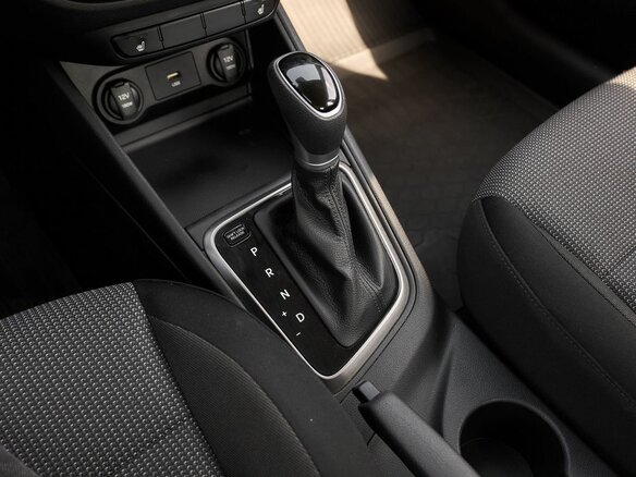2021 Hyundai Solaris II Рестайлинг, белый, 1437000 рублей - вид 10