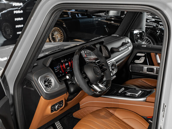 2026 Mercedes-Benz G-Класс AMG 63 AMG II (W465) Рестайлинг, серый - вид 17