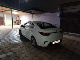 2018 Kia Rio IV, белый, 645000 рублей, вид 5