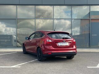 2012 Ford Focus III, красный, 599000 рублей, вид 5