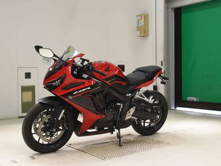 2023 Honda CBR 650R, красный, 977000 рублей, вид 4