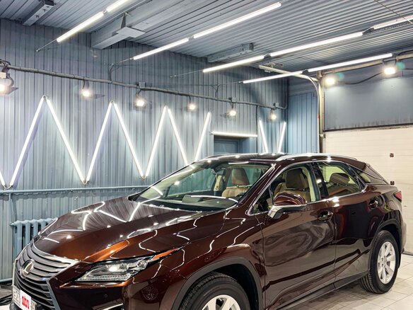 2017 Lexus RX 200t IV, коричневый, 4300000 рублей