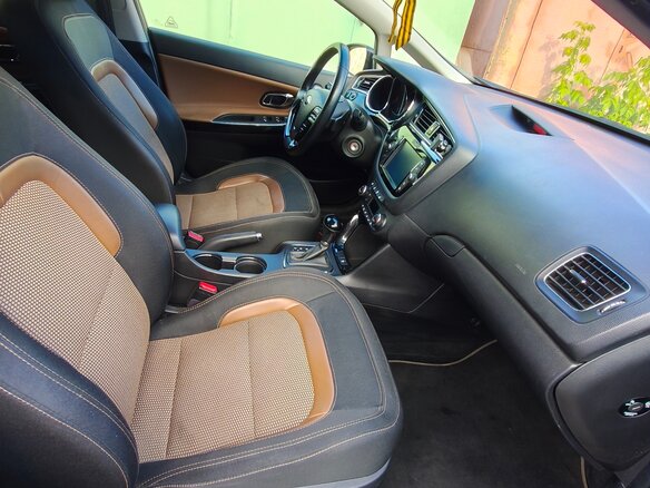 2018 Kia Ceed II Рестайлинг, чёрный, 1620000 рублей - вид 6