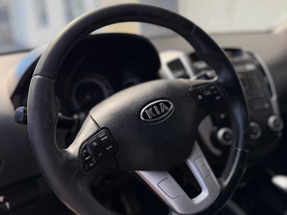 2010 Kia Ceed I Рестайлинг, белый - вид 8