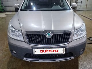 2011 Skoda Octavia II (A5) Рестайлинг, серый, 1500000 рублей, вид 2