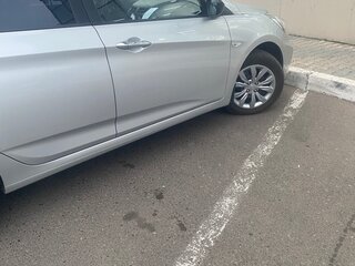 2011 Hyundai Solaris I, серый, 650000 рублей, вид 4