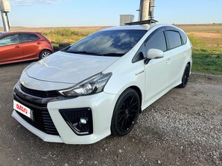 2016 Toyota Prius Alpha I (ZVW40/41) Рестайлинг, белый, 2000000 рублей, вид 3