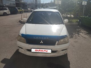 2002 Mitsubishi Lancer Cedia IX, белый, 270000 рублей, вид 1
