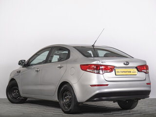 2016 Kia Rio III Рестайлинг, серебристый, 699000 рублей, вид 5