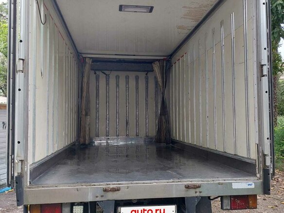 2005 Isuzu Elf (N-series), белый, 1650000 рублей - вид 1