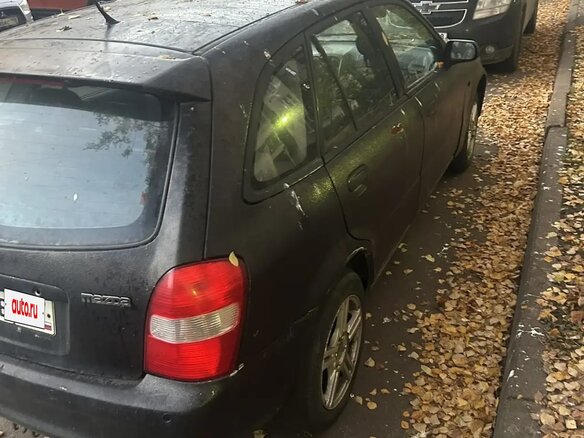2002 Mazda 323 VI (BJ) Рестайлинг, чёрный, 120000 рублей - вид 2