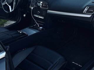 2015 Mercedes-Benz E-Класс 200 IV (W212, S212, C207) Рестайлинг, чёрный, 1800000 рублей, вид 5