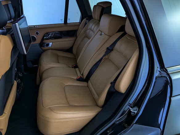 2019 Land Rover Range Rover IV Рестайлинг, чёрный, 7500000 рублей - вид 17
