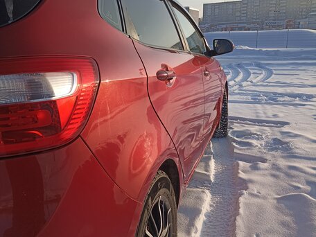 2013 Kia Rio III, красный, 800000 рублей, вид 5