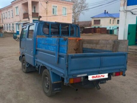 1991 Nissan Atlas, синий, 1500000 рублей, вид 3