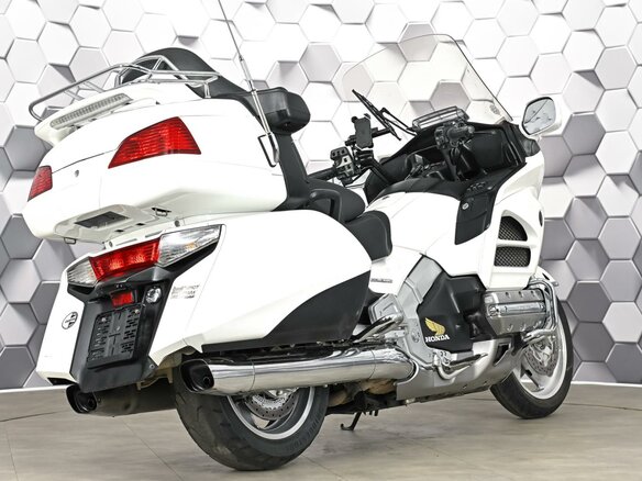 2012 Honda GL 1800 Gold Wing, белый - вид 5