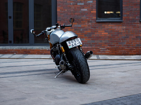 2020 Triumph Thruxton, серебристый, 1350000 рублей, вид 5