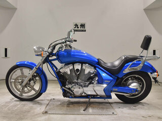 2011 Honda VT 1300CS Sabre, синий, 720000 рублей, вид 2