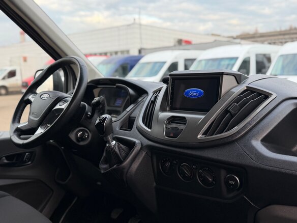2020 Ford Transit, серебристый, 3900000 рублей - вид 17