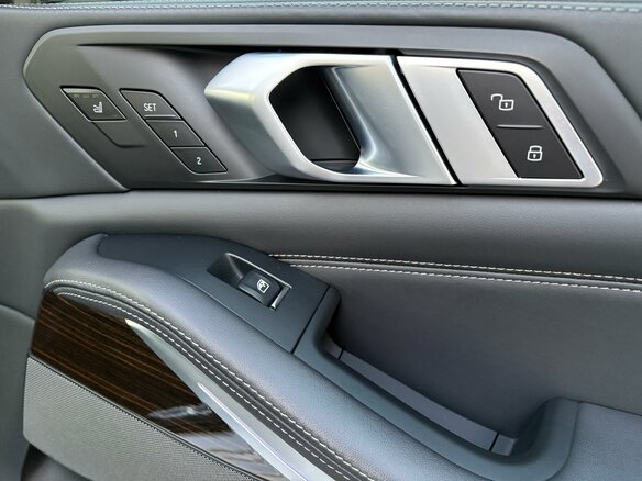 2020 BMW X5 40i IV (G05/G18), белый, 8525000 рублей - вид 22