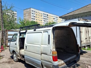 1992 Toyota HiAce H100, белый, 159000 рублей, вид 2