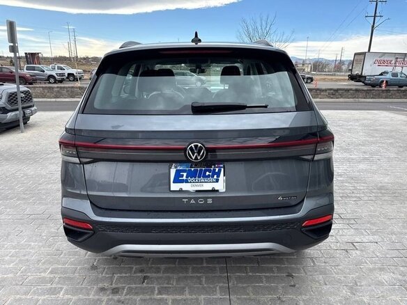 2026 Volkswagen Taos I Рестайлинг, серый, 5485527 рублей - вид 5