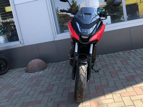 2025 Honda NC 750X, красный, 1500000 рублей, вид 4