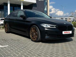 2020 BMW 5 серии 520i VII (G30/G31/G38) Рестайлинг, чёрный, 4350000 рублей, вид 4