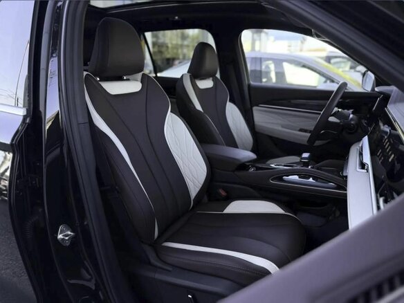 2024 Geely Monjaro I, чёрный, 3350000 рублей - вид 16