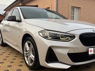 2022 BMW 1 серии 120i III (F52) Рестайлинг, белый, 2900000 рублей, вид 1