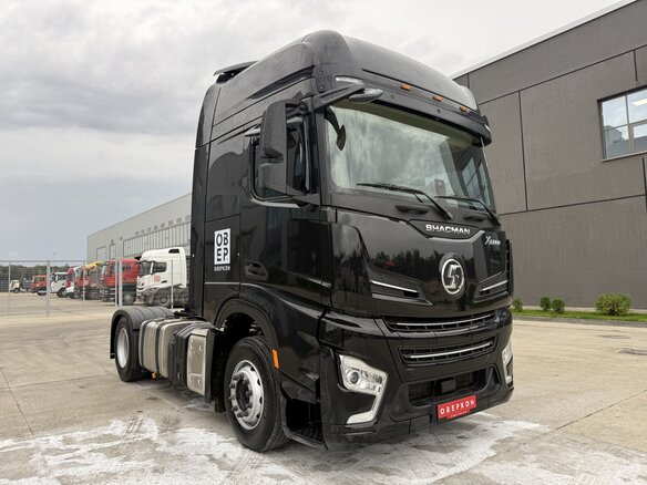 2023 Shacman (Shaanxi) X6000, чёрный