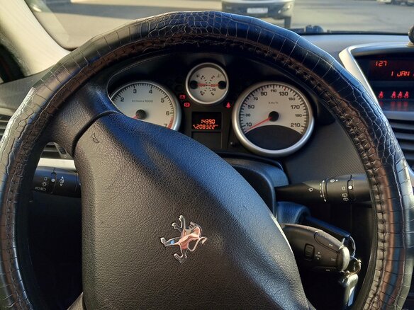 2009 Peugeot 207 I, красный, 290000 рублей - вид 7
