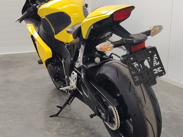 2008 Honda CBR 1000 RR/RA Fireblade, жёлтый, 649000 рублей - вид 6