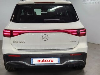 2025 Mercedes-Benz EQB 300 I Рестайлинг, белый, 9999666 рублей, вид 4